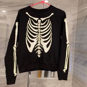 Women’s glow in the dark skeleton bone shirt